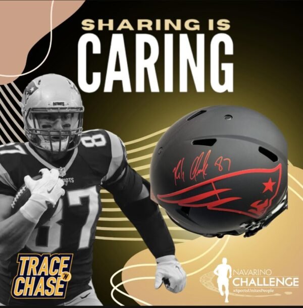 ΟFFICIAL RIDDELL HELMET SIGNED BY THE SUPER STAR OF SUPER BOWL ROB GRONKOWSKI