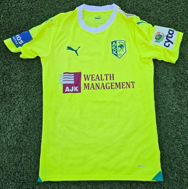 PERE PONS – AEK LARNACA – MATCH WORN OR MATCH ISSUED AND SIGNED SHIRT – CYPRUS FIRST DIVISION – SEASON 2023/2024 - Image 3