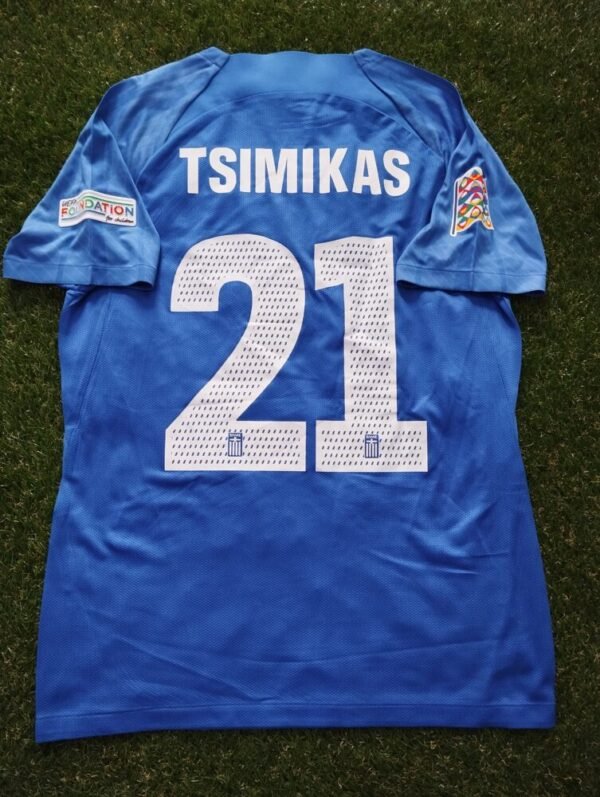 MATCH WORN/ISSUED SHIRT KOSTAS TSIMIKAS AND SIGNED BY BAKASETAS, PELKAS, MANTALOS, ZAFEIRIS AND KOURBELIS GREECE – ENGLAND 0-3 (14/11/24) NATIONS LEAGUE - Image 2