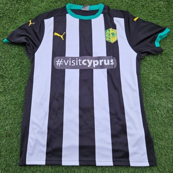 Bruno Gama	– AEK Larnaca – Match Worn during the match Paksi FC vs ΑΕΚ Λάρνακας (3-0, 25-7-2024) – EUROPA CONFERENCE LEAGUE Qualifiers - Image 4