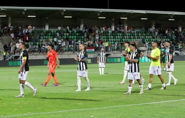 Bruno Gama	– AEK Larnaca – Match Worn during the match Paksi FC vs ΑΕΚ Λάρνακας (3-0, 25-7-2024) – EUROPA CONFERENCE LEAGUE Qualifiers - Image 5