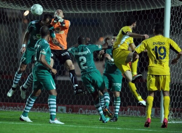 Zsolt Posza – Doxa Katokopia FC – MATCH WORN – CYPRUS FIRST DIVISION CHAMPIONSHIP – SEASON 2010/2011 - Image 4