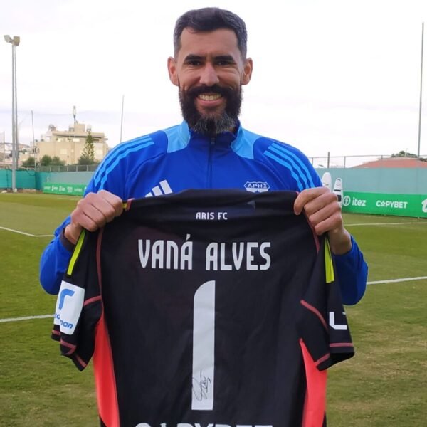 Vaná Alves – Aris Limassol – MATCH WORN AND SIGNED – CYPRUS FIRST CHAMPIONSHIP – SEASON 2024/2025 - Image 2